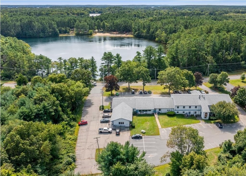 109 Rhode Island Road photo 2