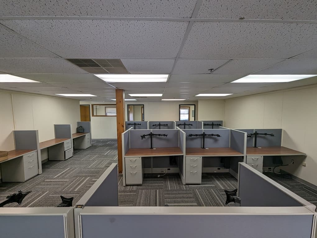 109 Rhode Island Road photo 4