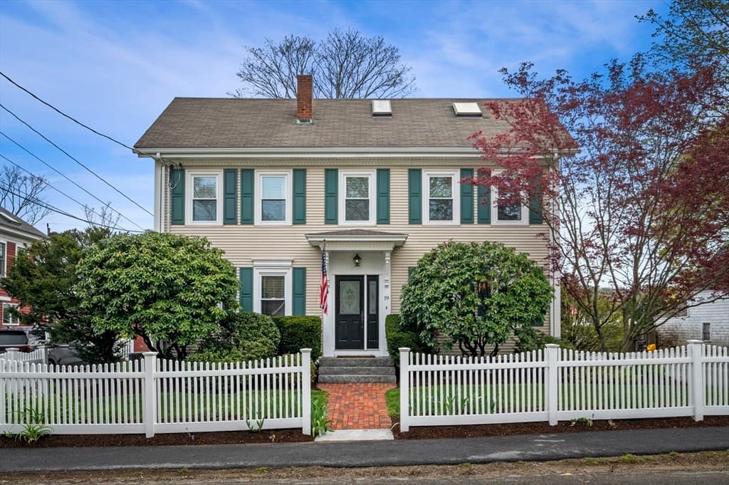 19 Grove St
