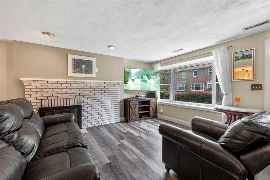 224 Park St #B3 photo 4