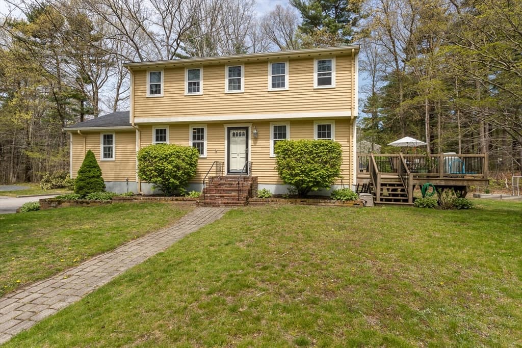 17 Kingsbrook Way