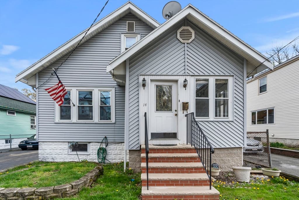 14 Clarence St