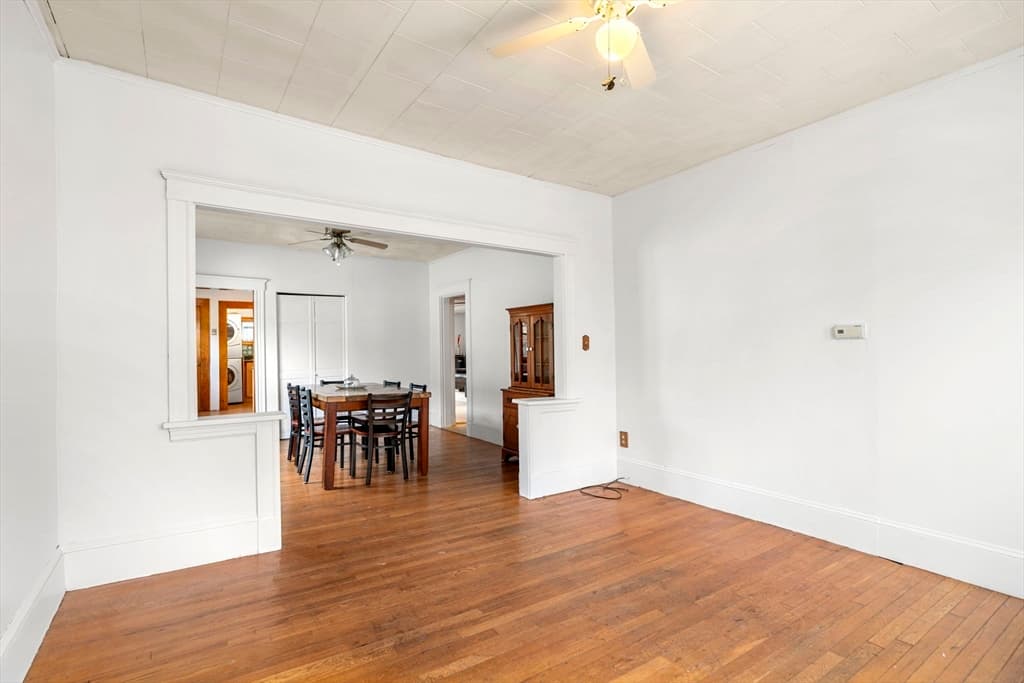 14 Clarence St photo 5