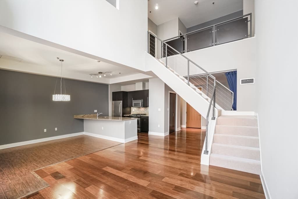 735 Harrison #W104 photo 2