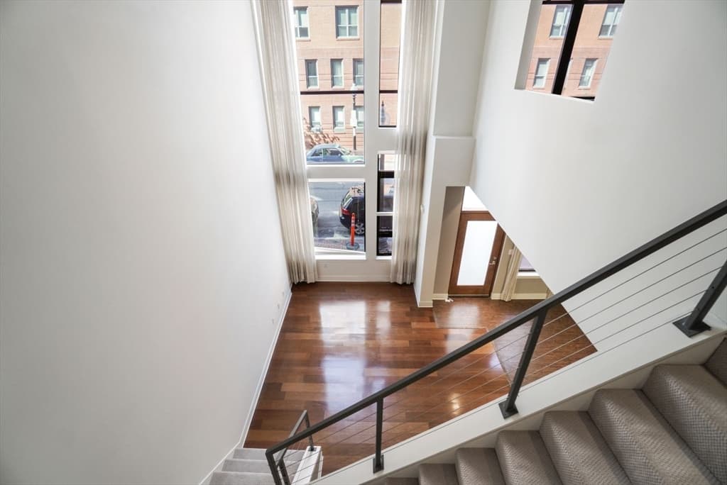 735 Harrison #W104 photo 4