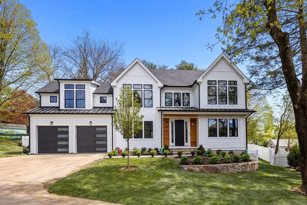 25 Ridgeway Ave