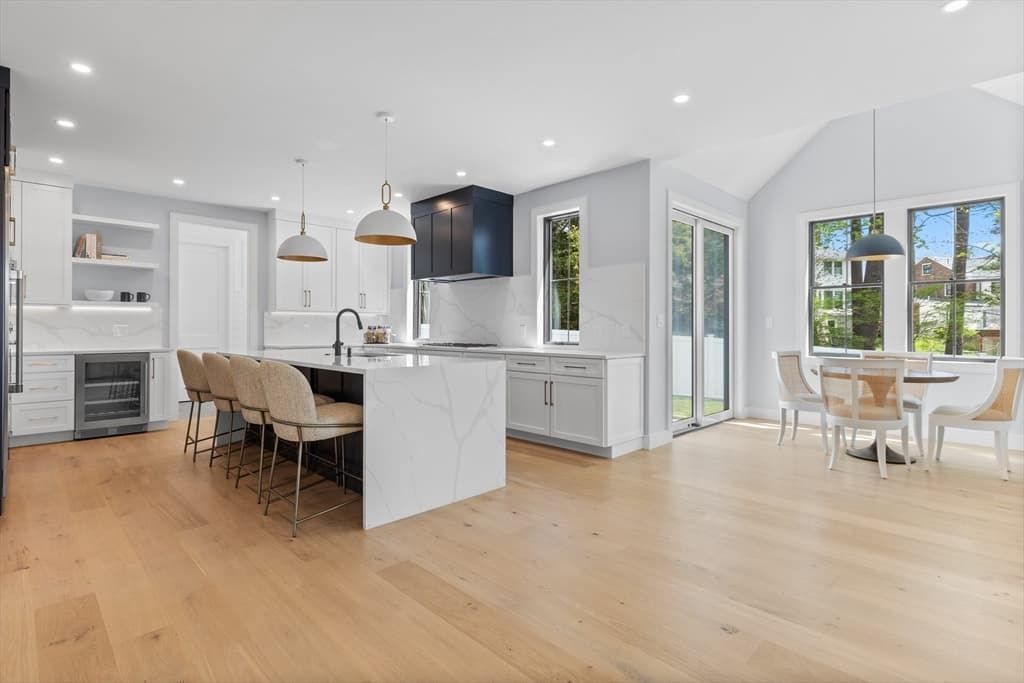 25 Ridgeway Ave photo 4