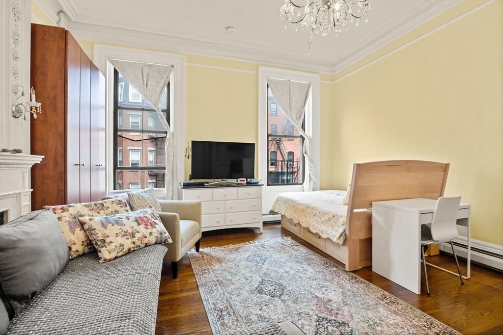 227 Marlborough St #6 photo 2