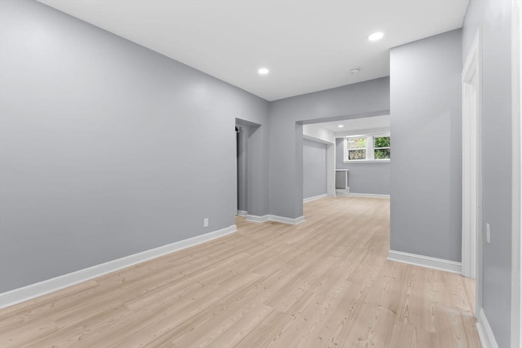 127 Winthrop Road #12A photo 4
