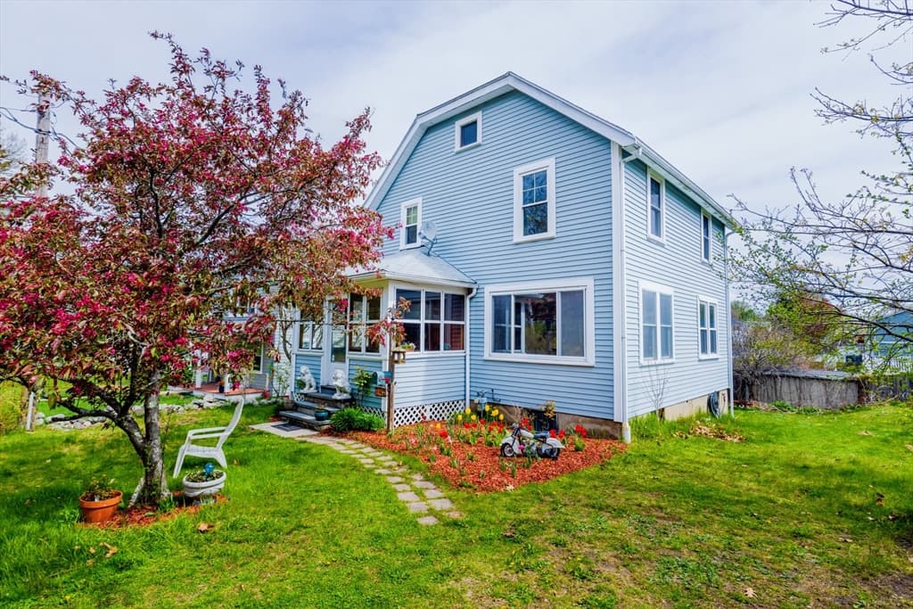 147 Pine St
