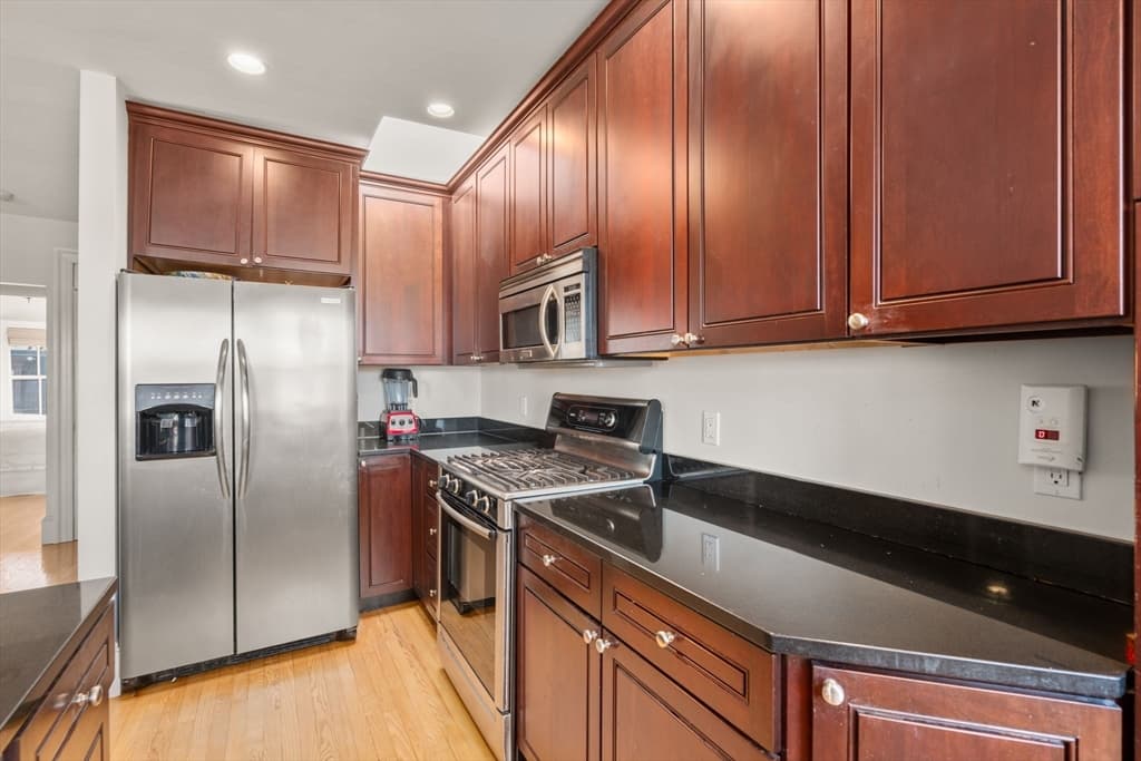 133 Pembroke Street #6 photo 3