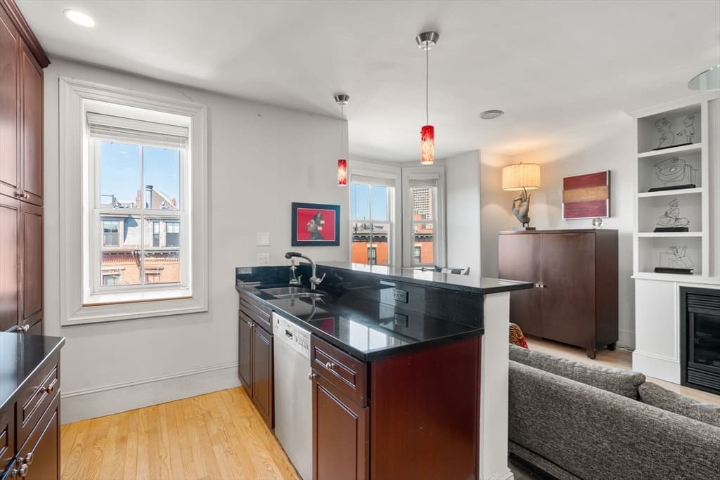 133 Pembroke Street #6 photo 4