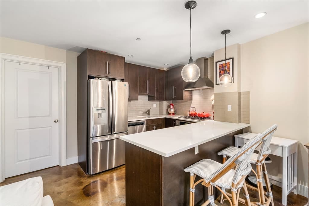 64-66 Salem St #4R photo 3