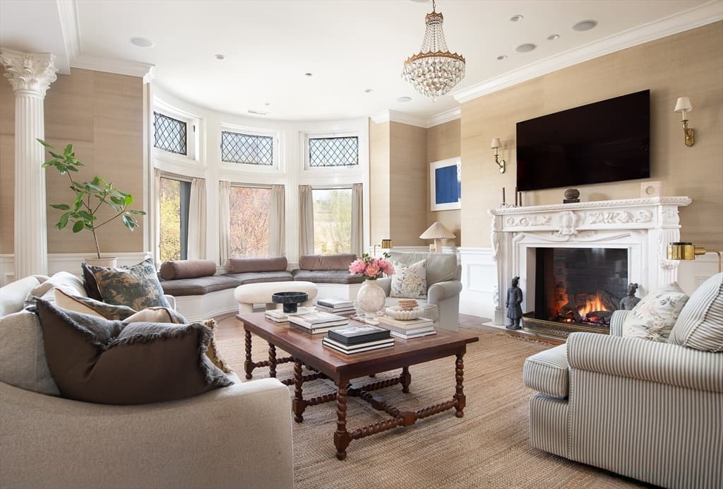 304 Commonwealth Ave #PH photo 4