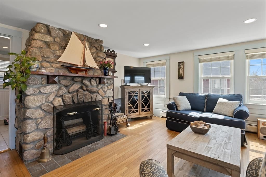 143 N Shore Blvd #9A photo 5