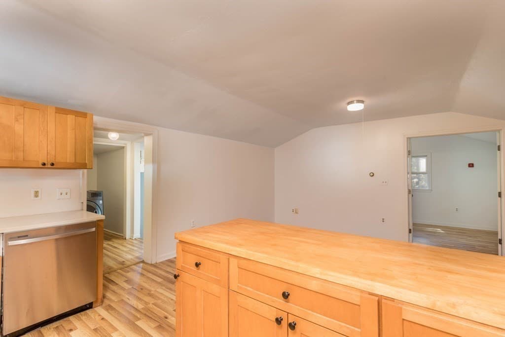 43 Spec Pond Avenue photo 3