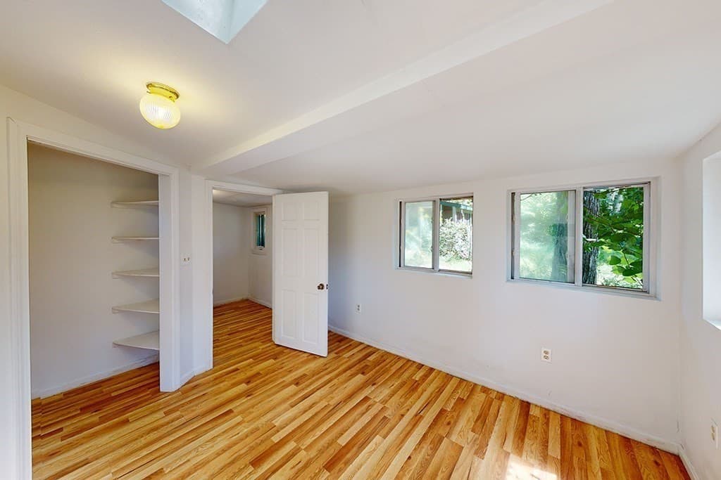 43 Spec Pond Avenue photo 5