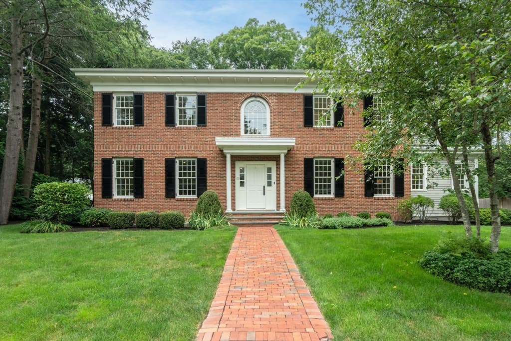 15 Cedar Rd