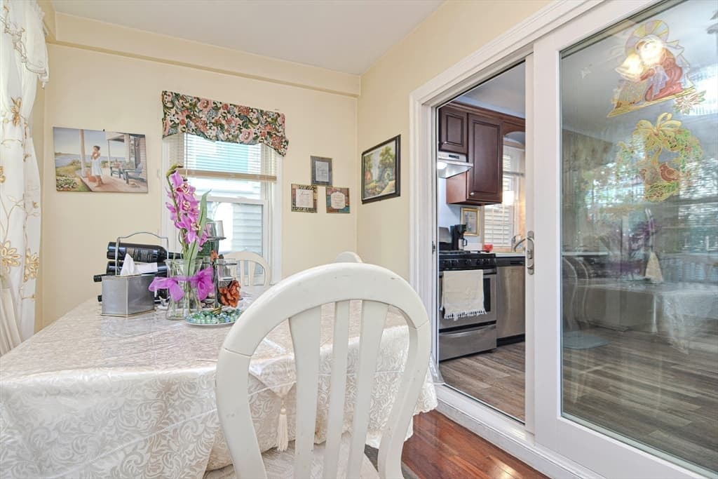 47 Mozart St #1 photo 5