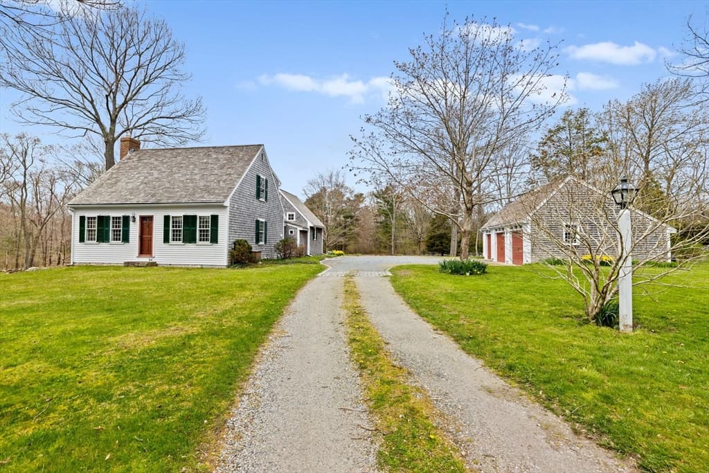 275 Country Way