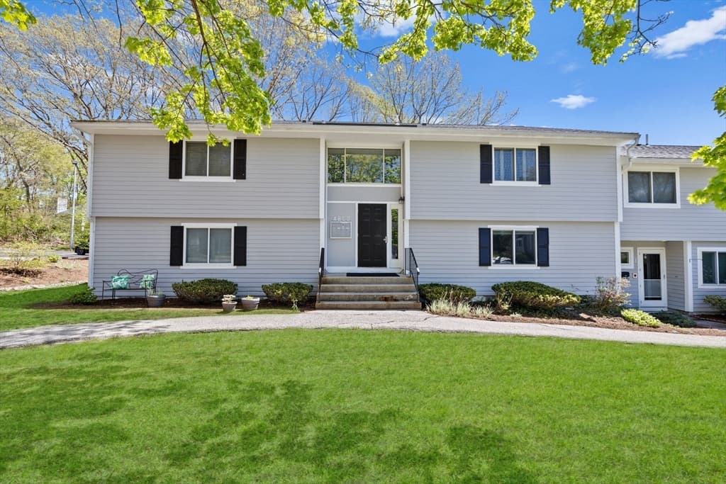4 Beals Cove Rd #B