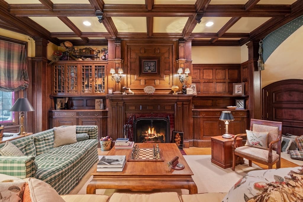 359 Beacon St #2