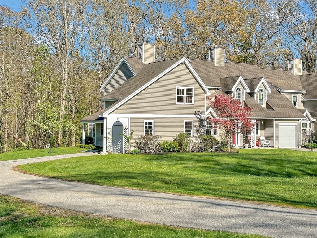 10 Ipswich Woods Dr #10 photo 2
