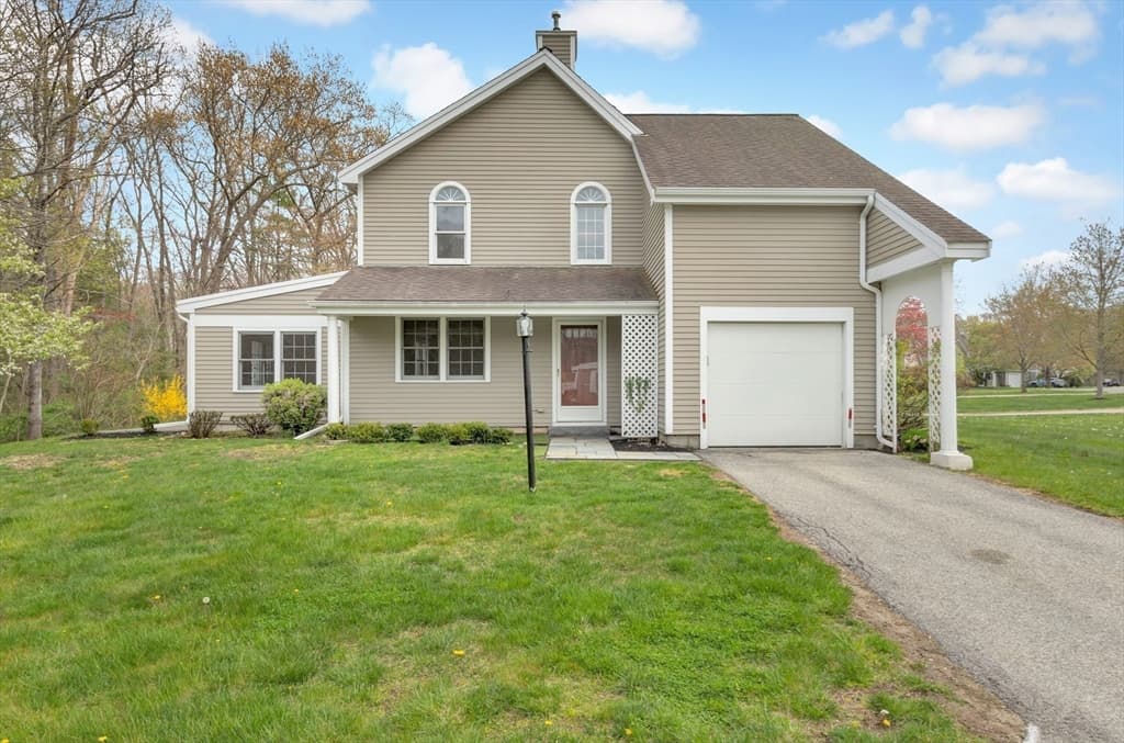10 Ipswich Woods Dr #10 photo 3