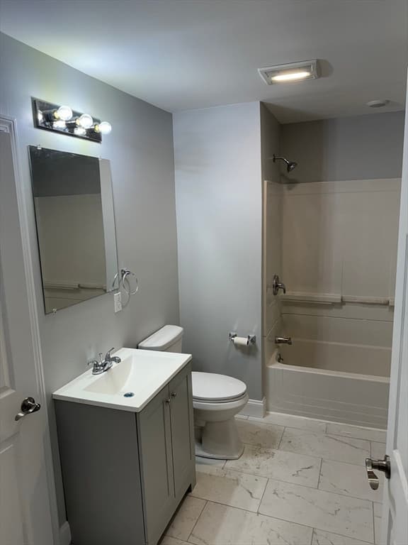 84 Fayston St #1 photo 4
