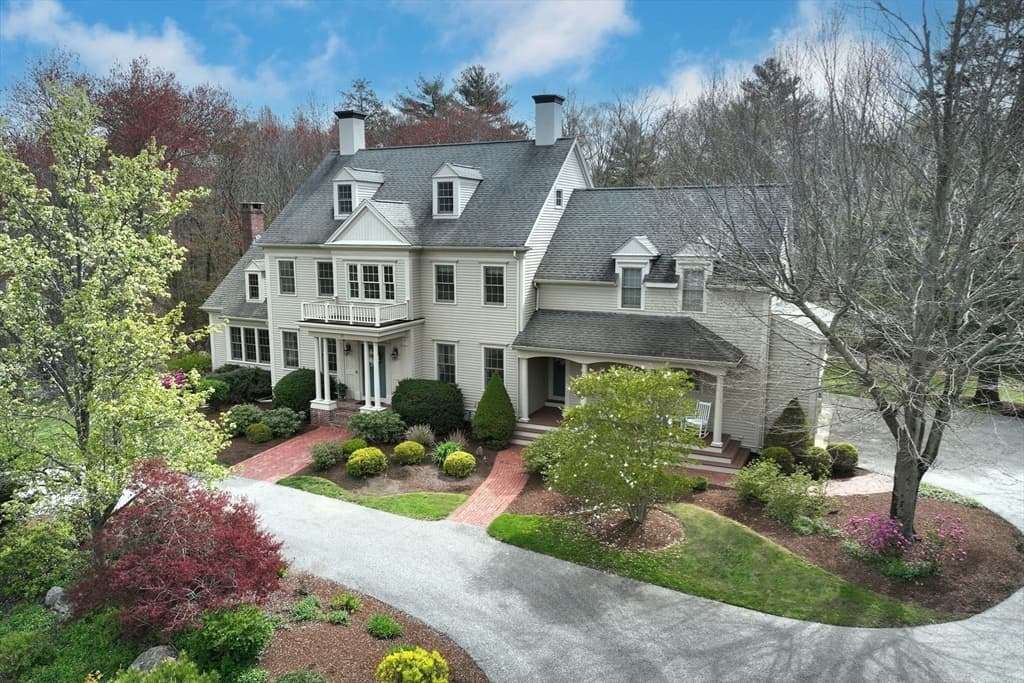 33 Azalea Way photo 2