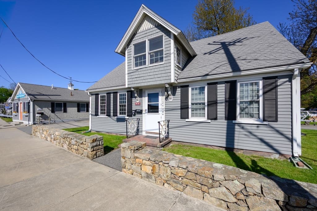 241 Hull St photo 2