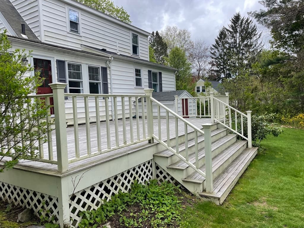 87 Topsfield Rd photo 2
