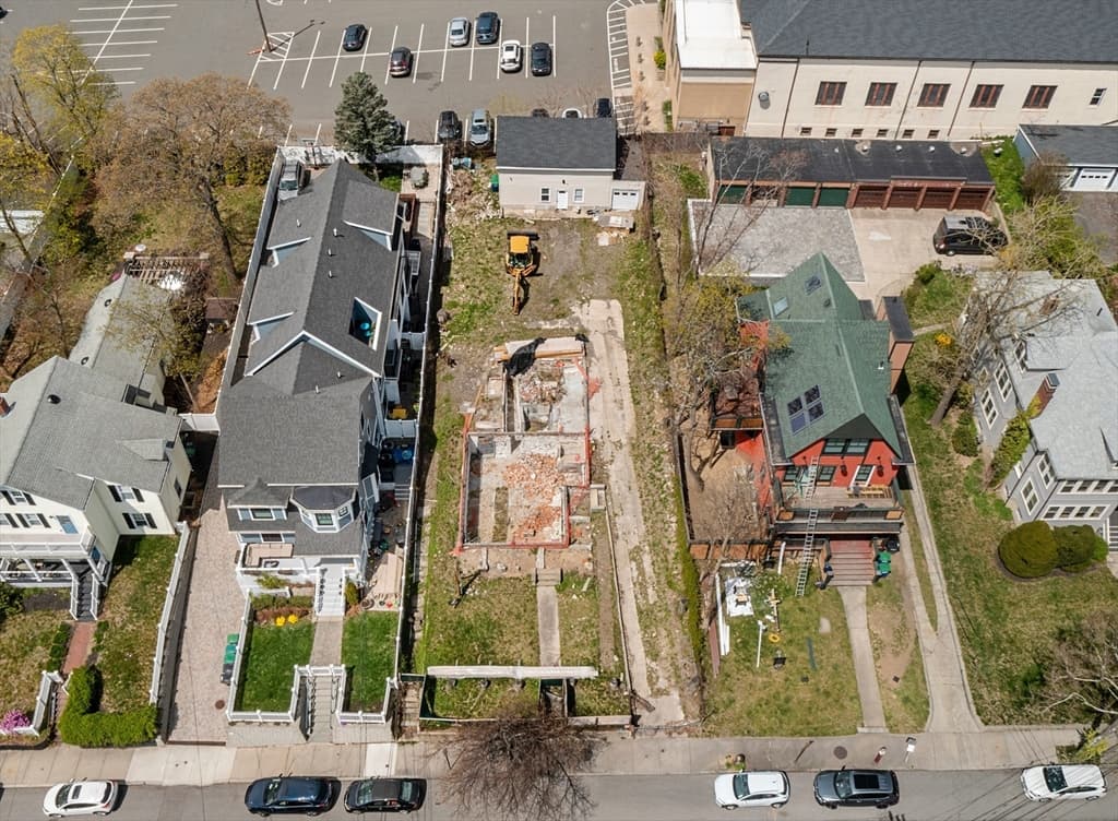 38 Laurel St photo 3