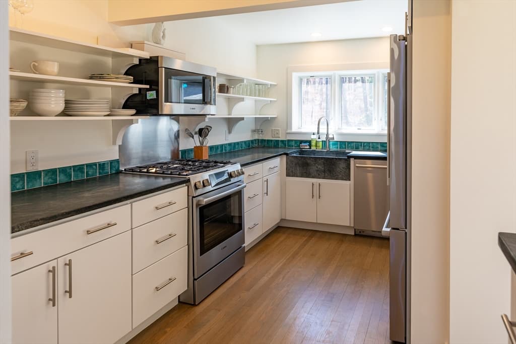 338 Bigelow Road photo 4