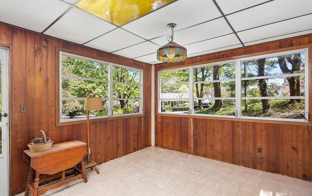 34 Carleton Rd. photo 5