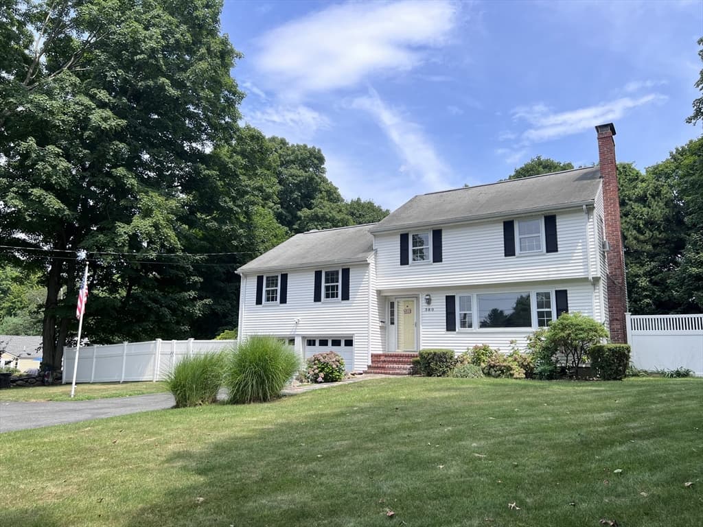 380 High St