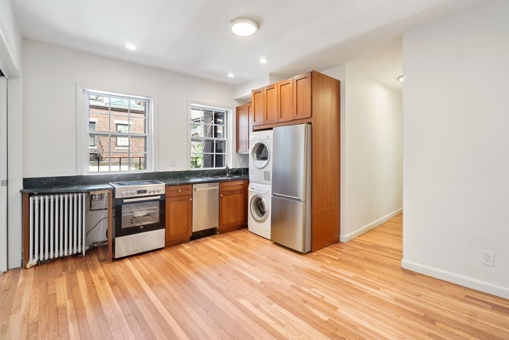 78 Philips St #8 photo 2