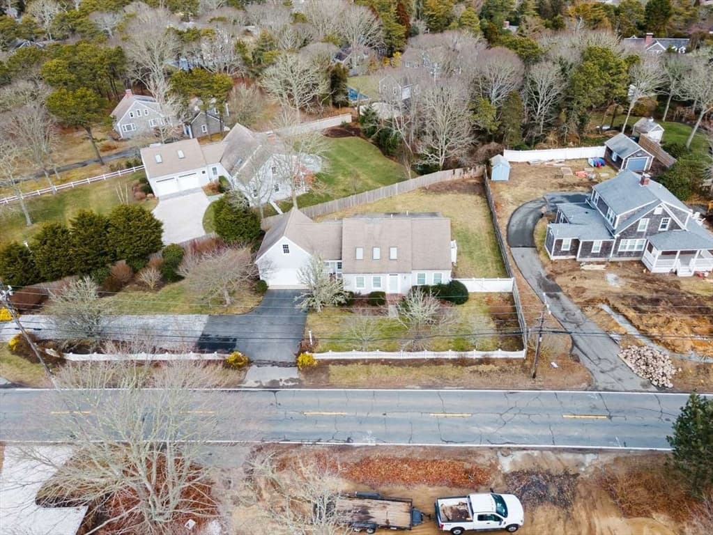 98 Orleans Road photo 2