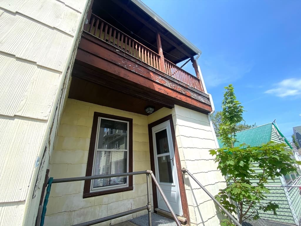 7 Dickinson St photo 2
