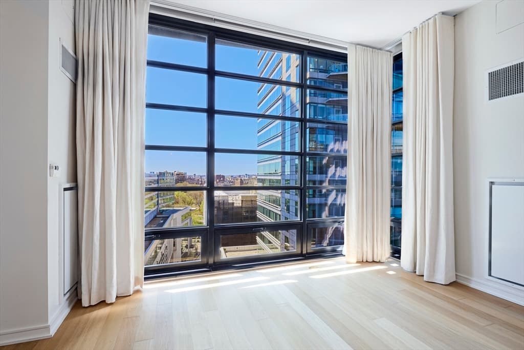 580 Washington St #Penthouse A