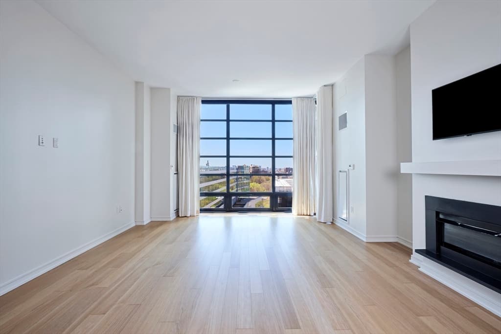 580 Washington St #Penthouse A photo 4