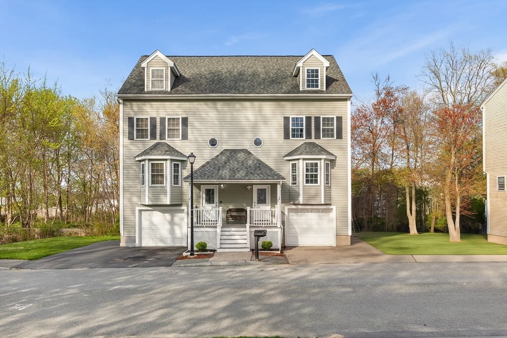 24 Willow St #24