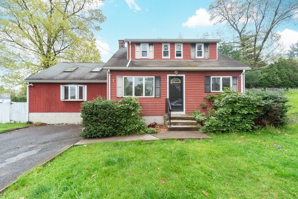 33 Whittier Rd