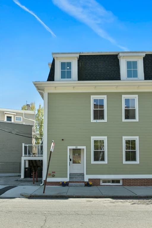 81 White Street photo 4