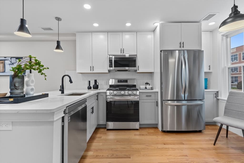 81 White Street #2 photo 2
