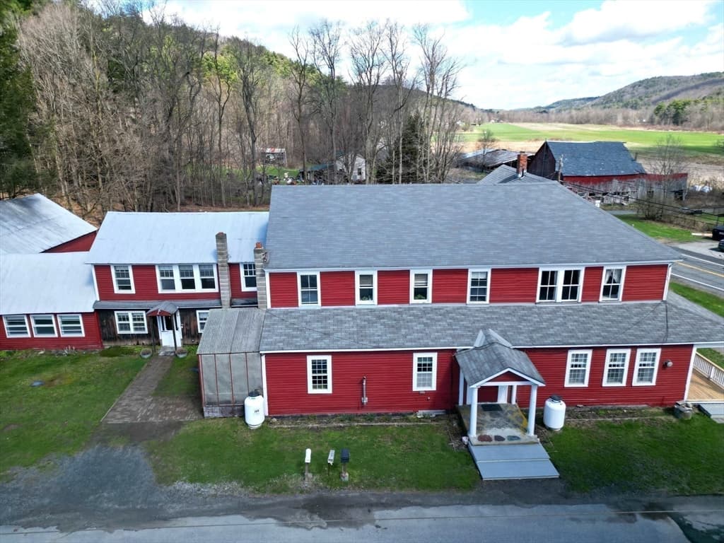 828 Brattleboro photo 2