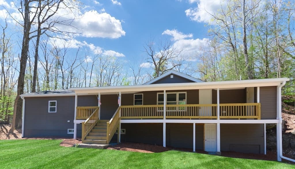 410 Barre Rd photo 3