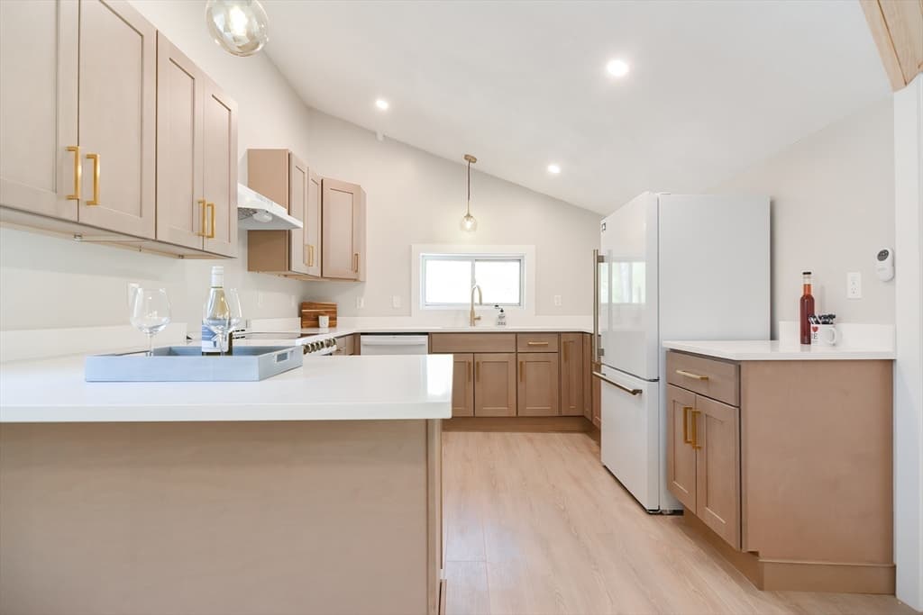 410 Barre Rd photo 5