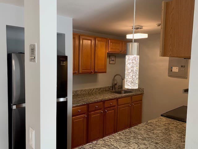 135 Grove St #127 photo 4