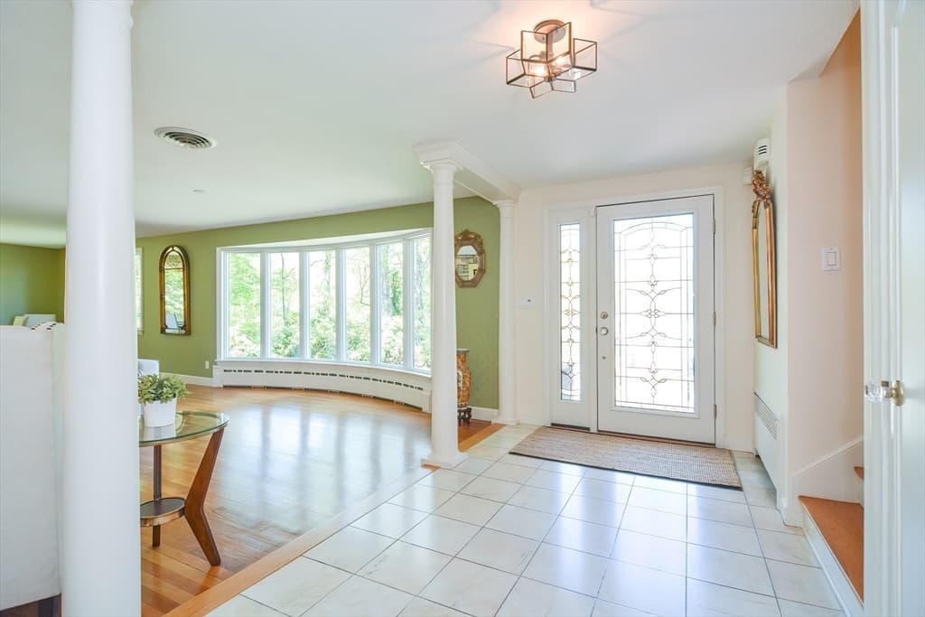 154 Cabot Street photo 5
